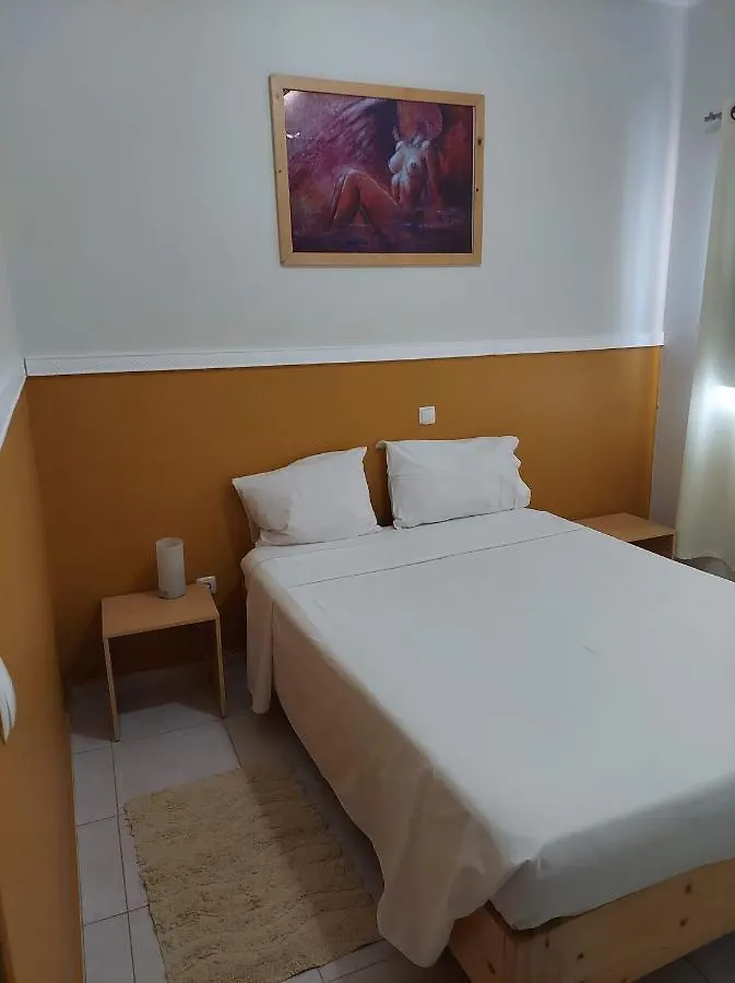 アパート Imobitur-Tourist Apartments- Palmarejo Centro Av Sv プライア カーボベルデ