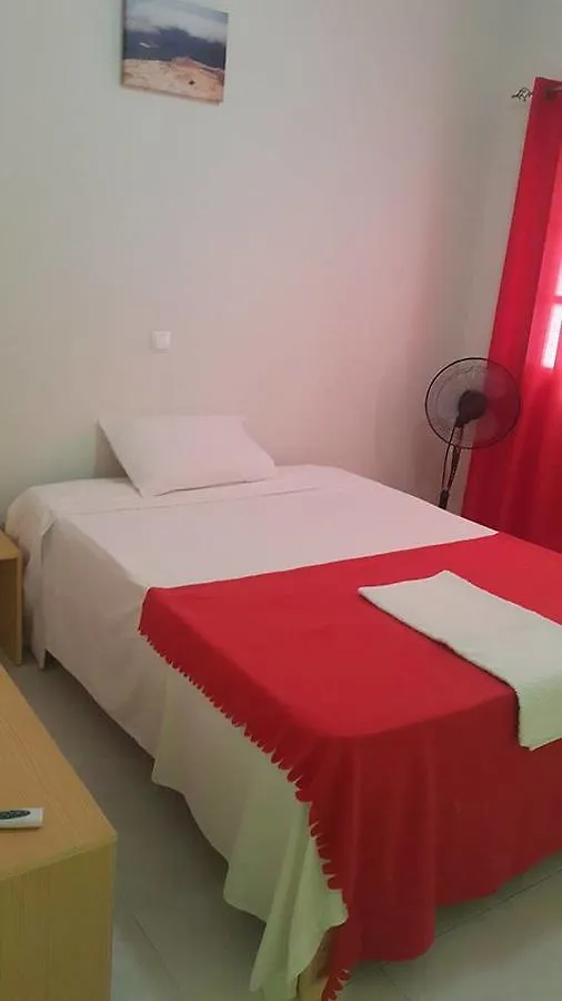 アパート Imobitur-Tourist Apartments- Palmarejo Centro Av Sv プライア カーボベルデ